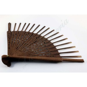 Wooden fan - Guaiacum wood - Engraved 