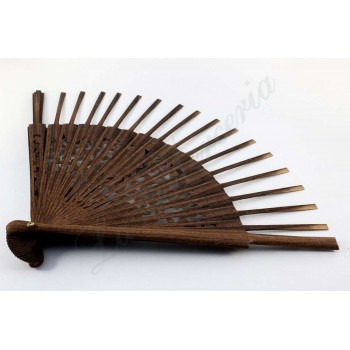 Wooden fan - Guaiacum wood - Engraved 