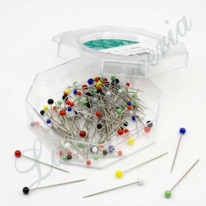 Plastic needles box - Assorted colours - "Fil d'Or" - 34 x 0,65 mm. (100 u.)