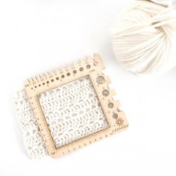 Needle and Crochet Sampler and Calibrator - Casasol 