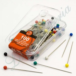 Plastic needles box - Assorted colours - Extra-long - 50 x 0.80 mm. (100 u.)